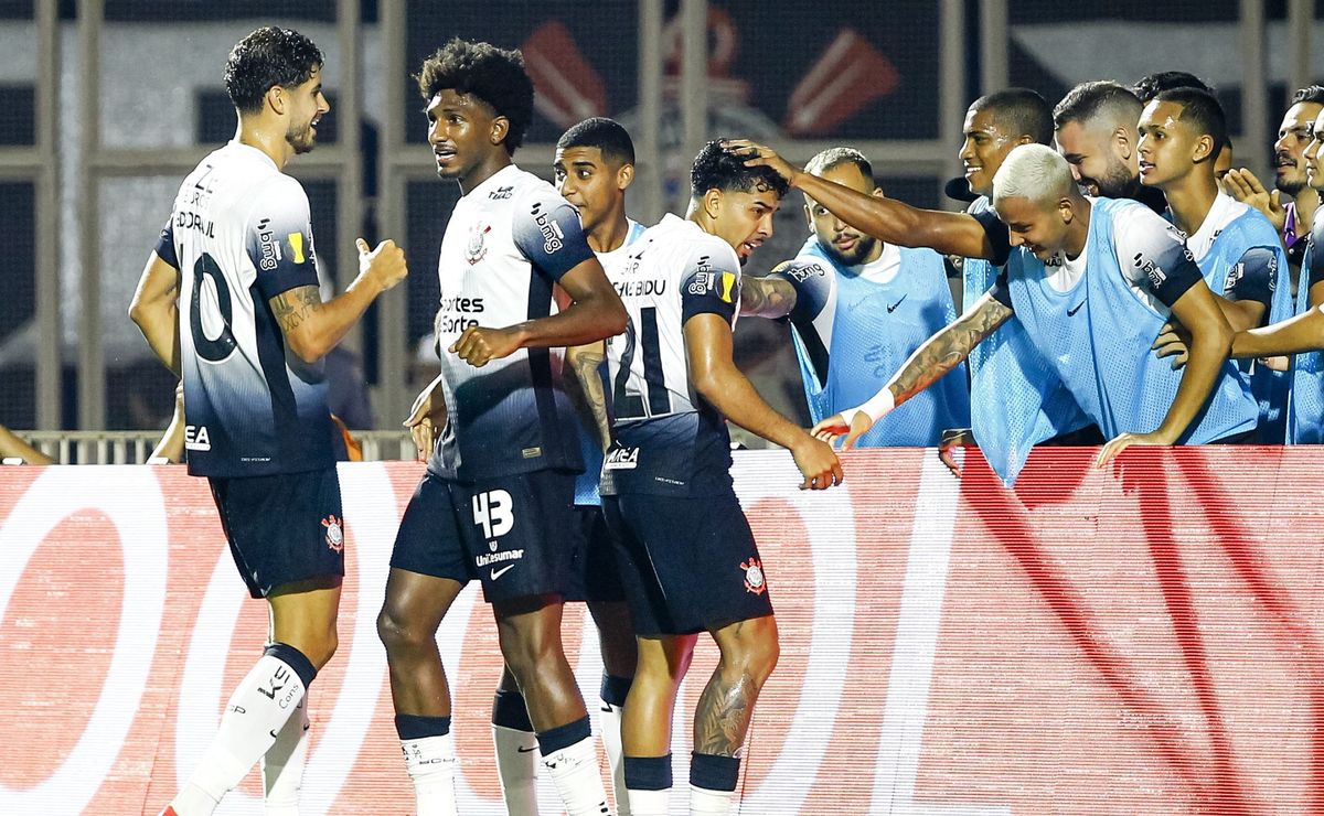 Corinthians vacila e permite empate da Portuguesa com gols no segundo tempo