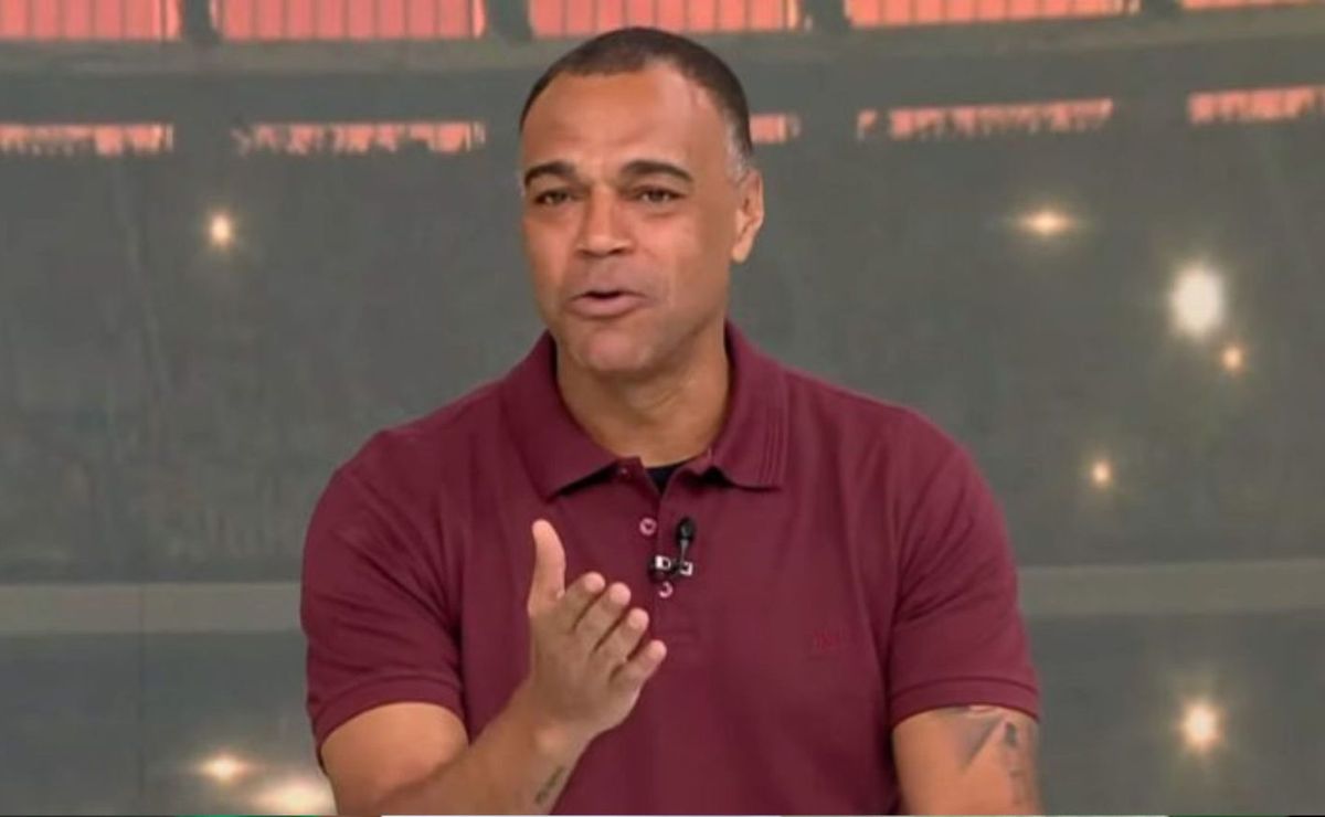 SECADOR LIGADO! Denílson expõe sua torcida contra o Corinthians no Paulistão