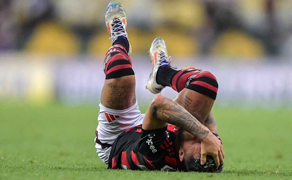 Lesão na coxa de Michael desfalcará Flamengo no início da temporada.