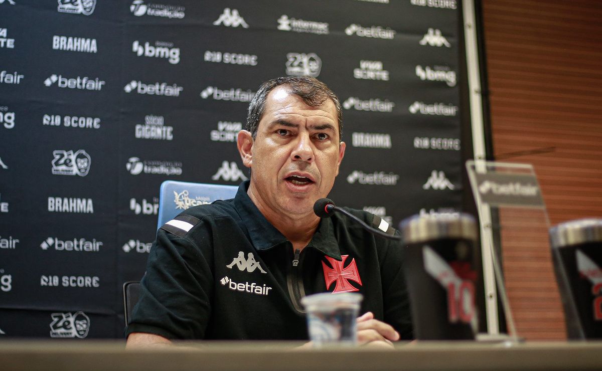  😳 Carille desabafou sobre sério problema que provocou ação no vestiário do Vasco