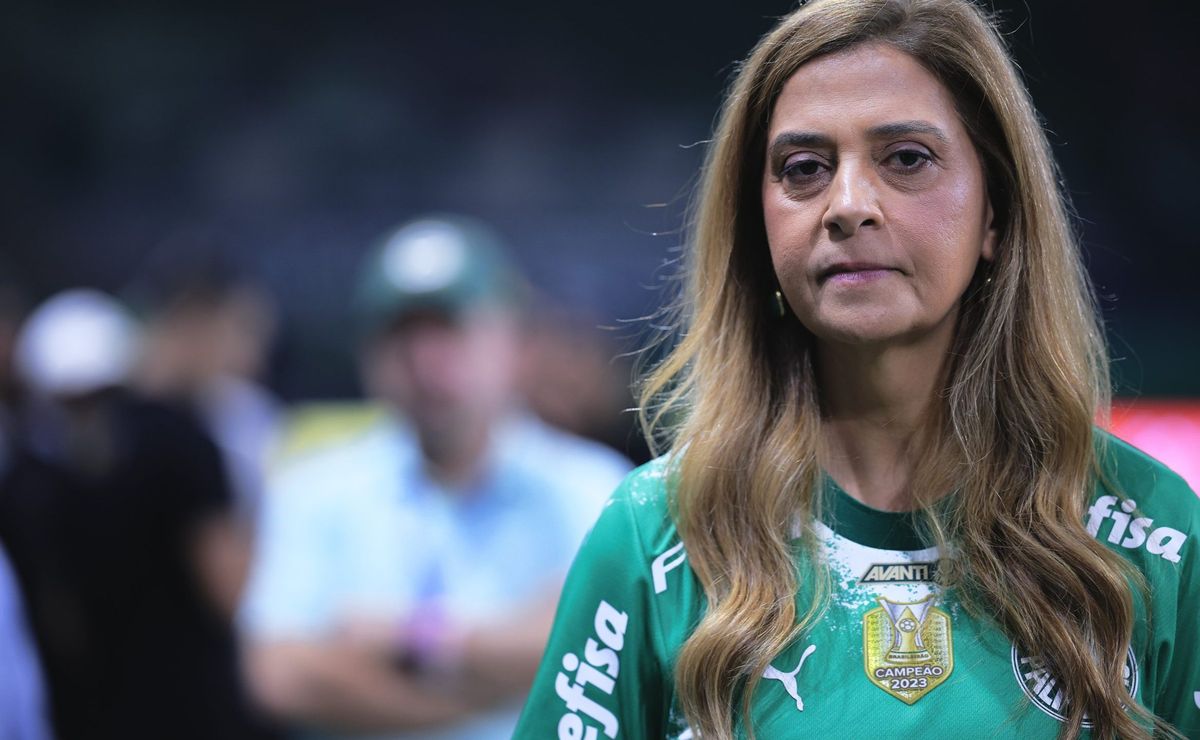 Jornalista critica administração e envia mensagem para o técnico do Palmeiras, Abel Ferreira