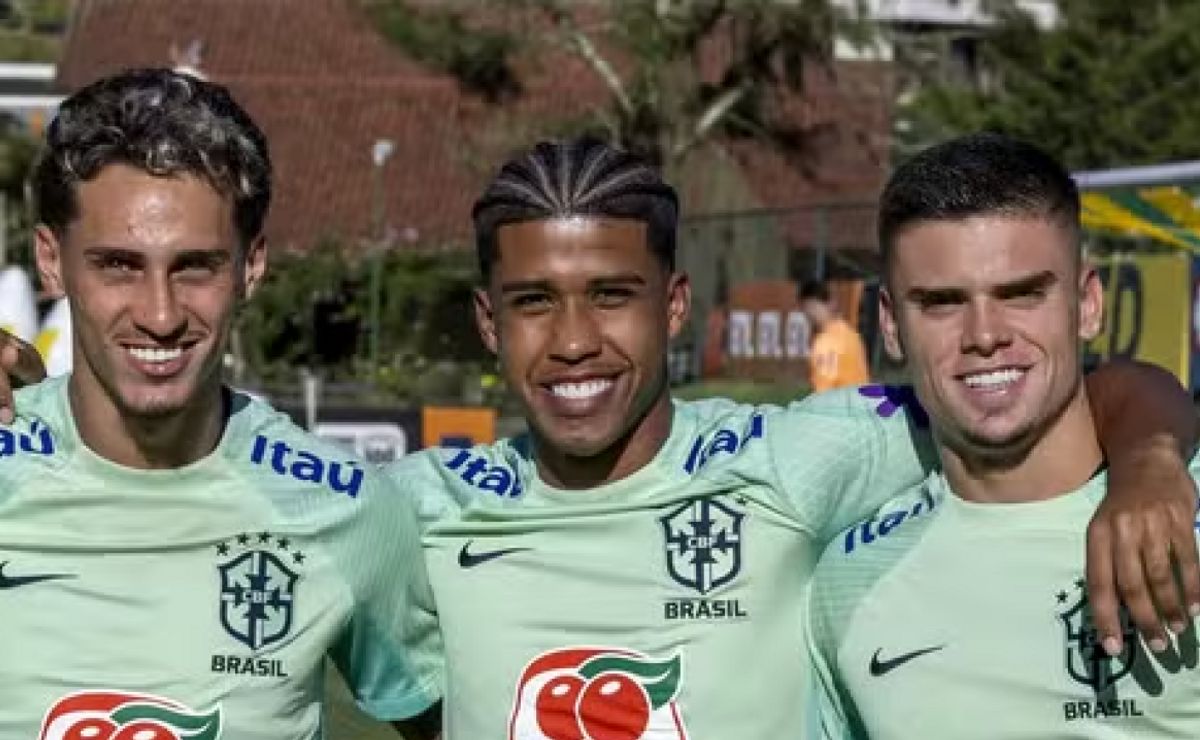 Flamengo avalia contratação de meia ex-Vasco e consulta Marlon Gomes