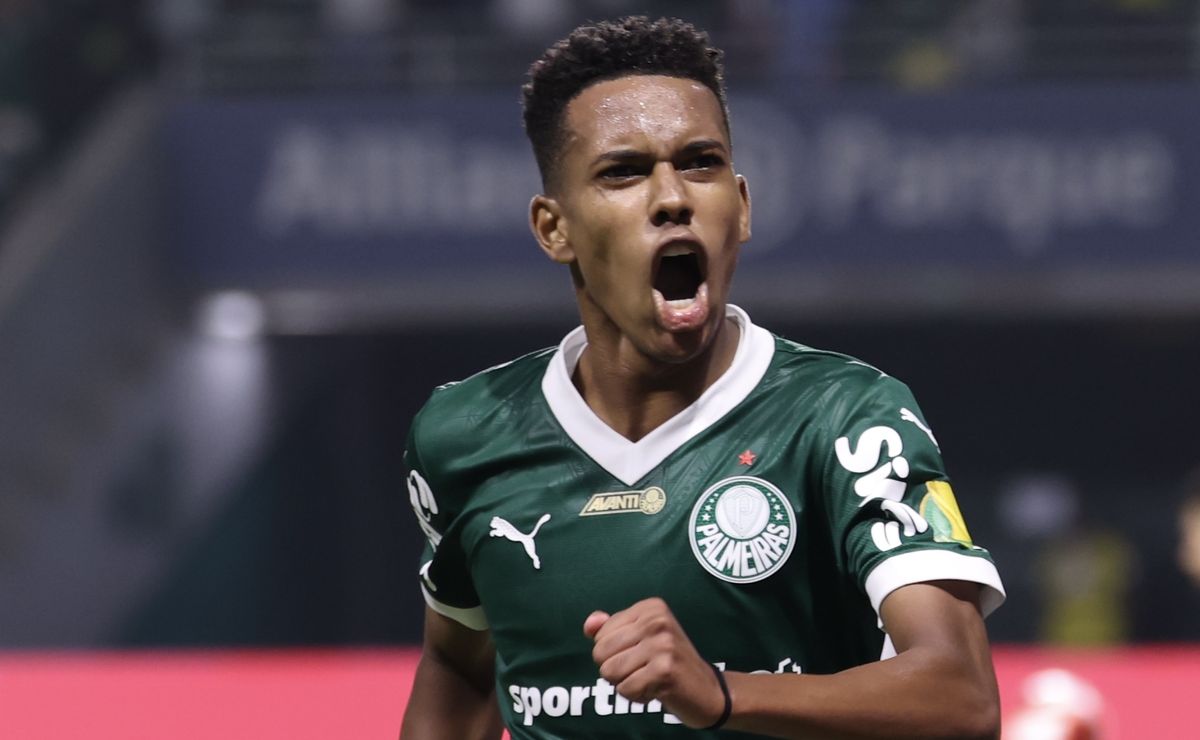 Palmeiras lidera tabela do Estadual frente a Santos e São Paulo.