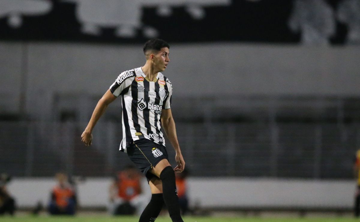 Botafogo poderá ir com time misto em estreia de Jair no time carioca