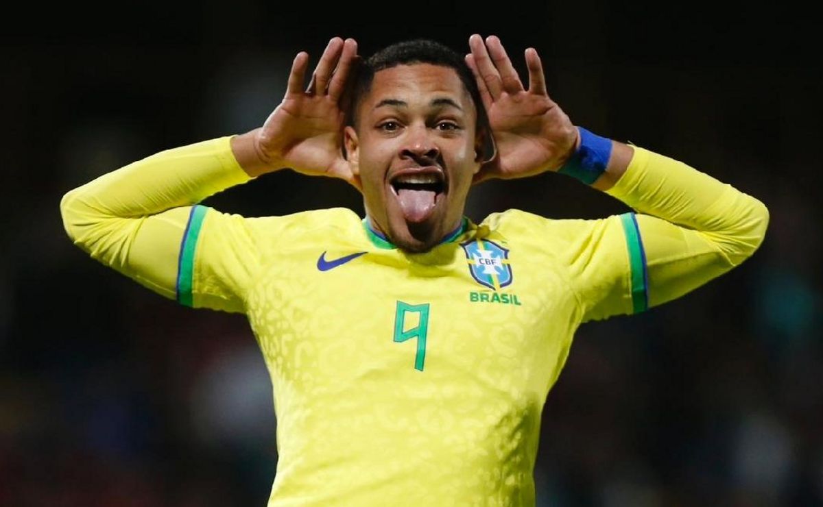 Contratação de Vitor Roque pelo Palmeiras Visando Seleção Brasileira e Copa do Mundo 2026