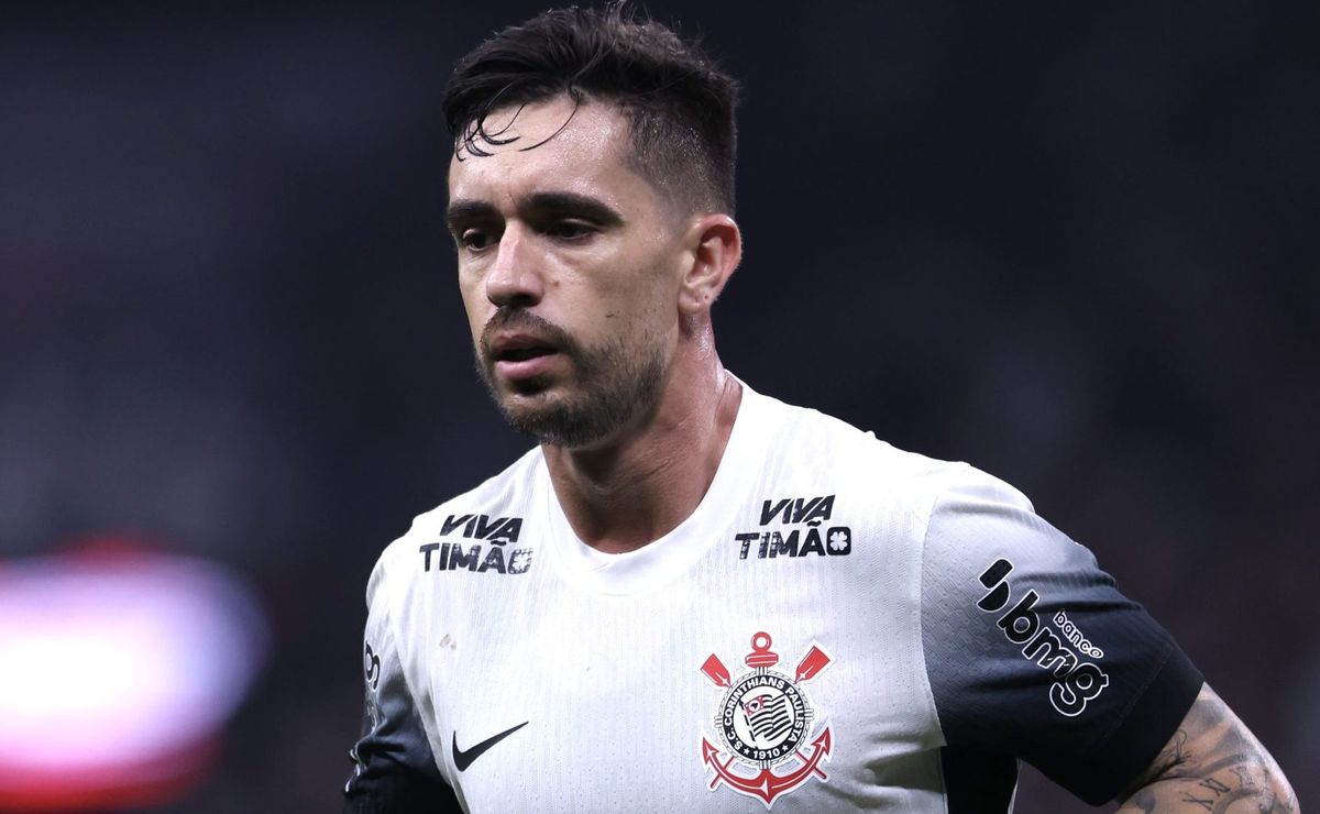 Contrato de Igor Coronado no Corinthians gera interesse após decisão de Augusto Melo