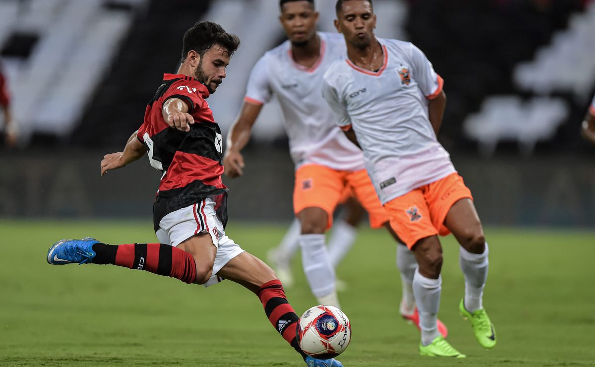 Flamengo empresta Daniel Cabral ao Remo para a Série B do Brasileirão.