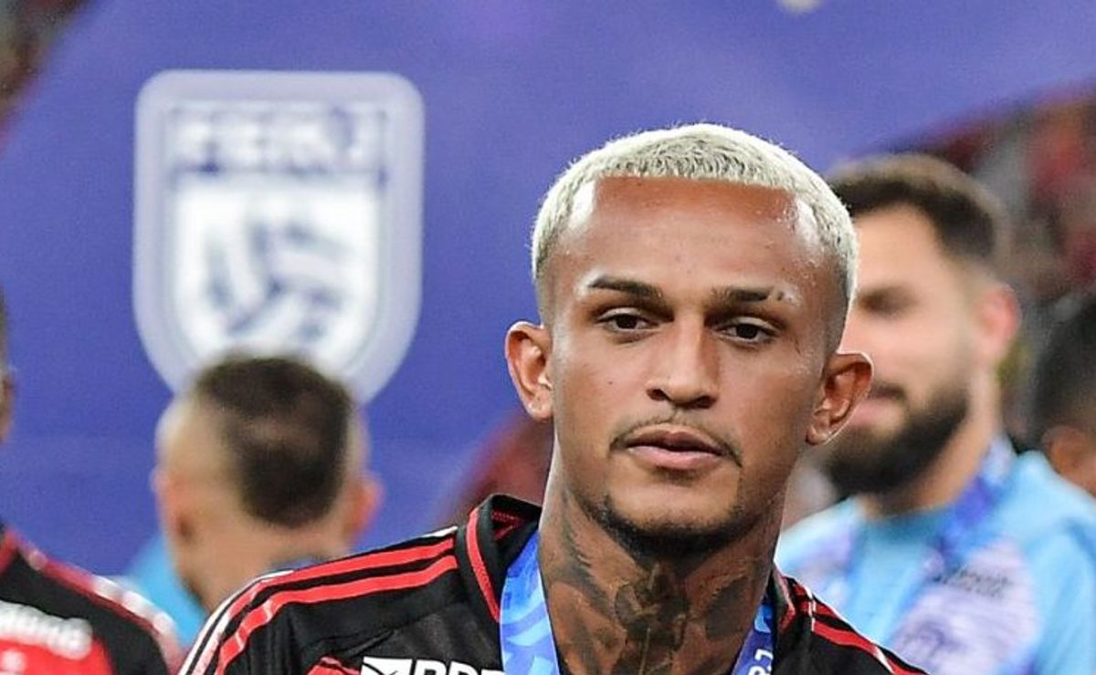 Flamengo deve vender Wesley e Matheus Gonçalves, aponta Renato Maurício Prado