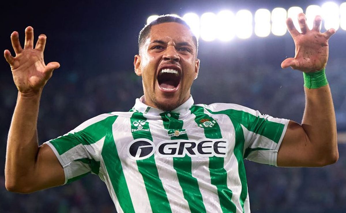 Cruzeiro lucra com transferência de Vitor Roque ao Palmeiras