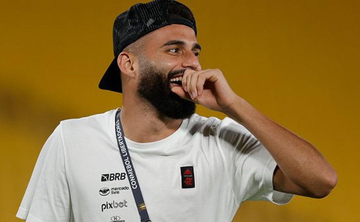 Santos mantém interesse em Thiago Maia apesar de nota do Flamengo.