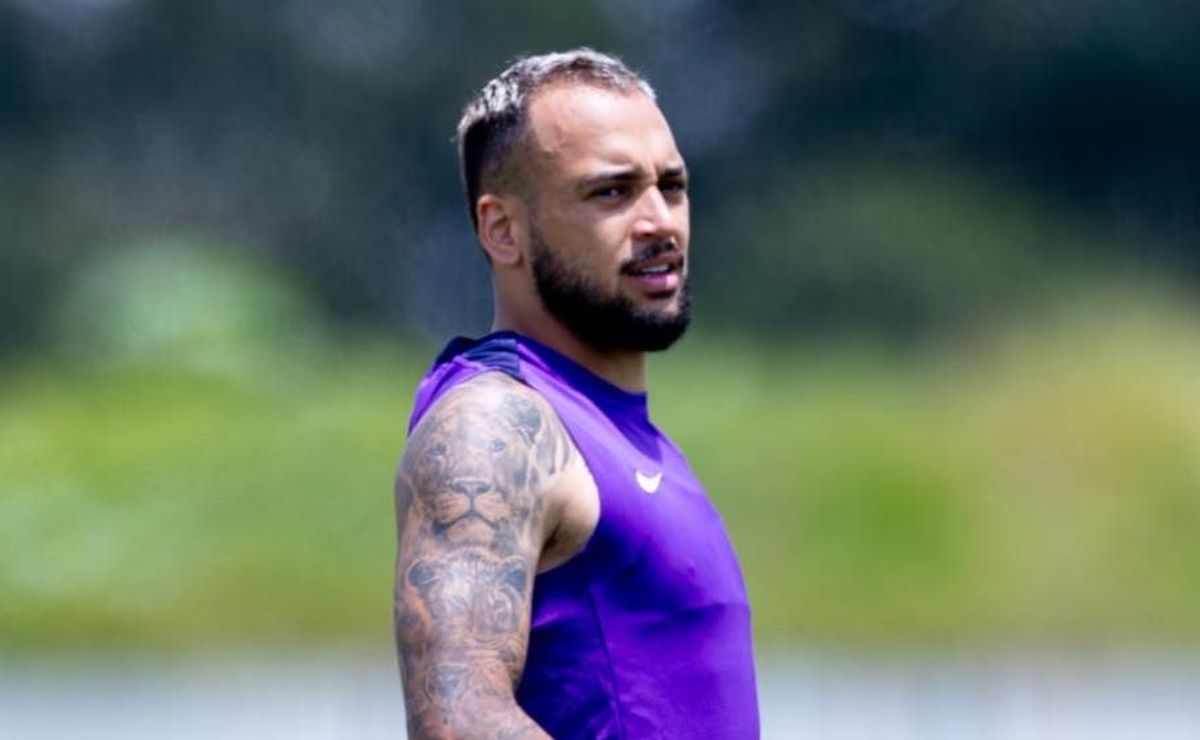 Corinthians enfrenta Santos de Neymar: necessidade urgente de vitória se destaca.