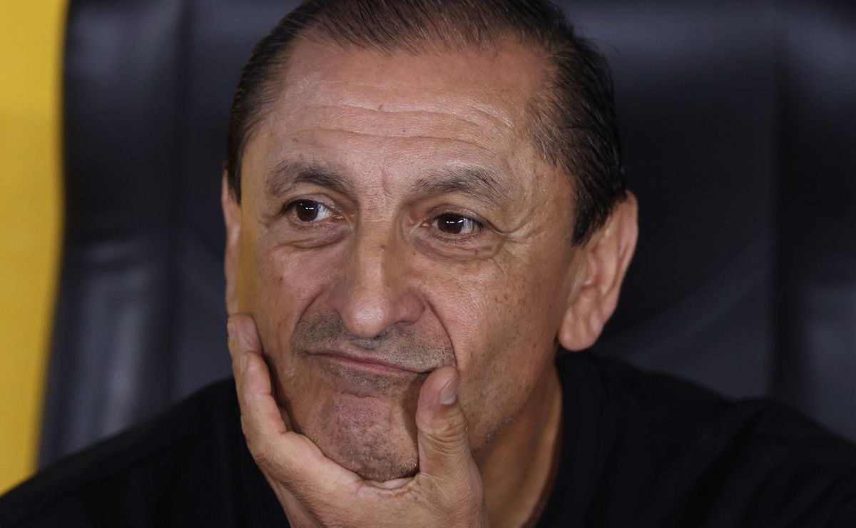 Descoberta envolvendo Corinthians e Barcelona-EQU preocupa Ramón Díaz antes do jogo de volta.