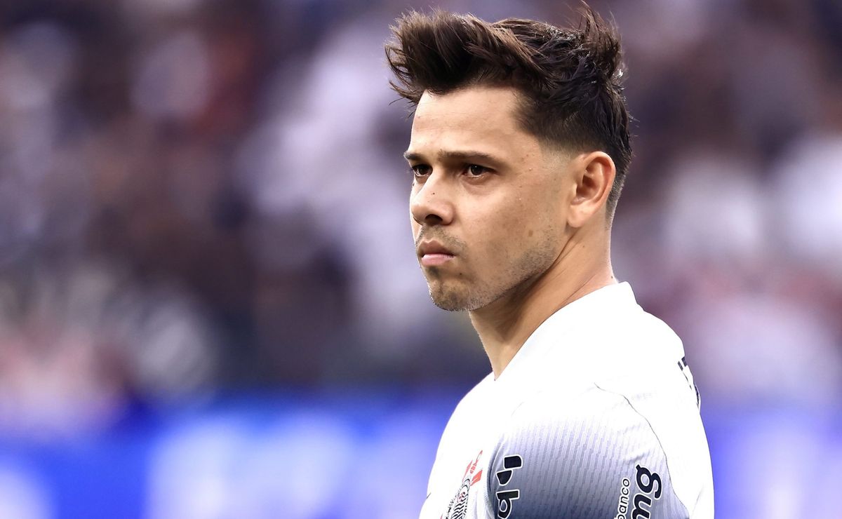 Corinthians Tem Missão de Passar pelo Santos, Afirma Romero