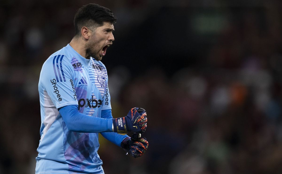 Estilo agressivo de Filipe Luís contribui para desempenho do Flamengo