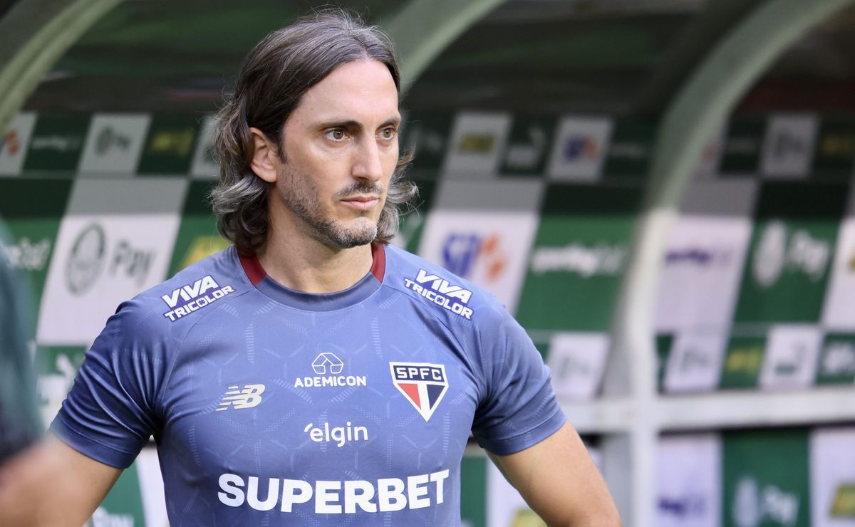 Zubeldía mira primeira vitória sobre o Palmeiras no comando do São Paulo.