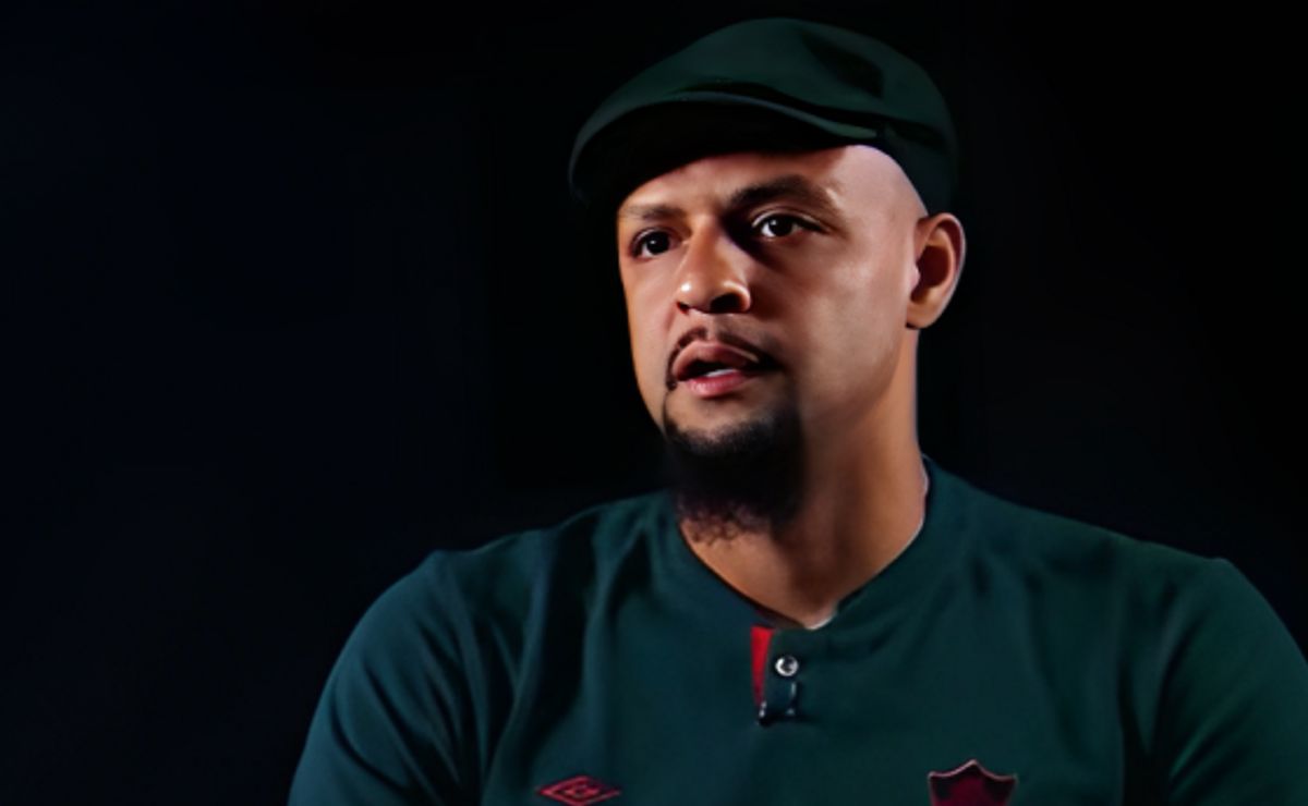 Felipe Melo elogia atuação de Filipe Luís na vitória do Flamengo sobre o Vasco