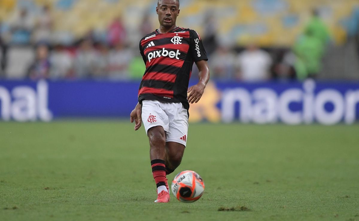 De la Cruz Busca Encaixe Perfeito no Quarteto Mágico do Flamengo