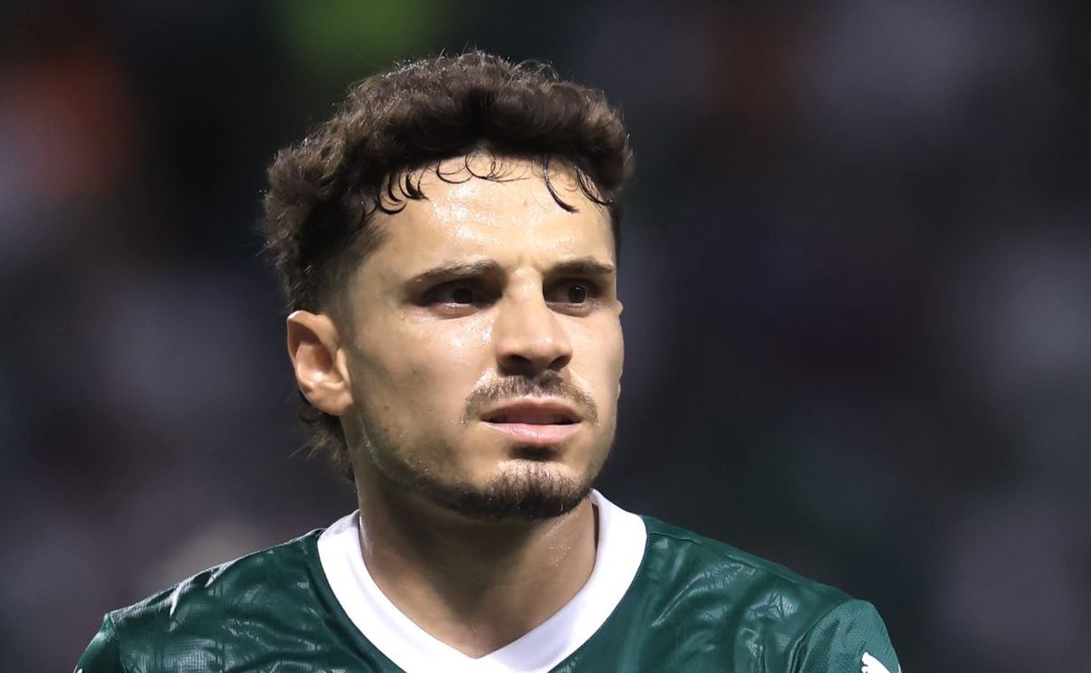 Insatisfação de São Paulo com Raphael Veiga em comemoração de gol pelo Palmeiras