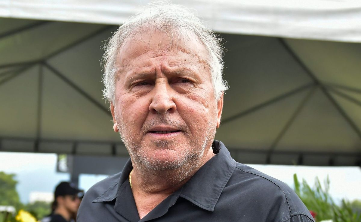 IDOLO ABRIU A BOCA! Zico aponta grave problema no rival ao comparar com Flamengo de 2019