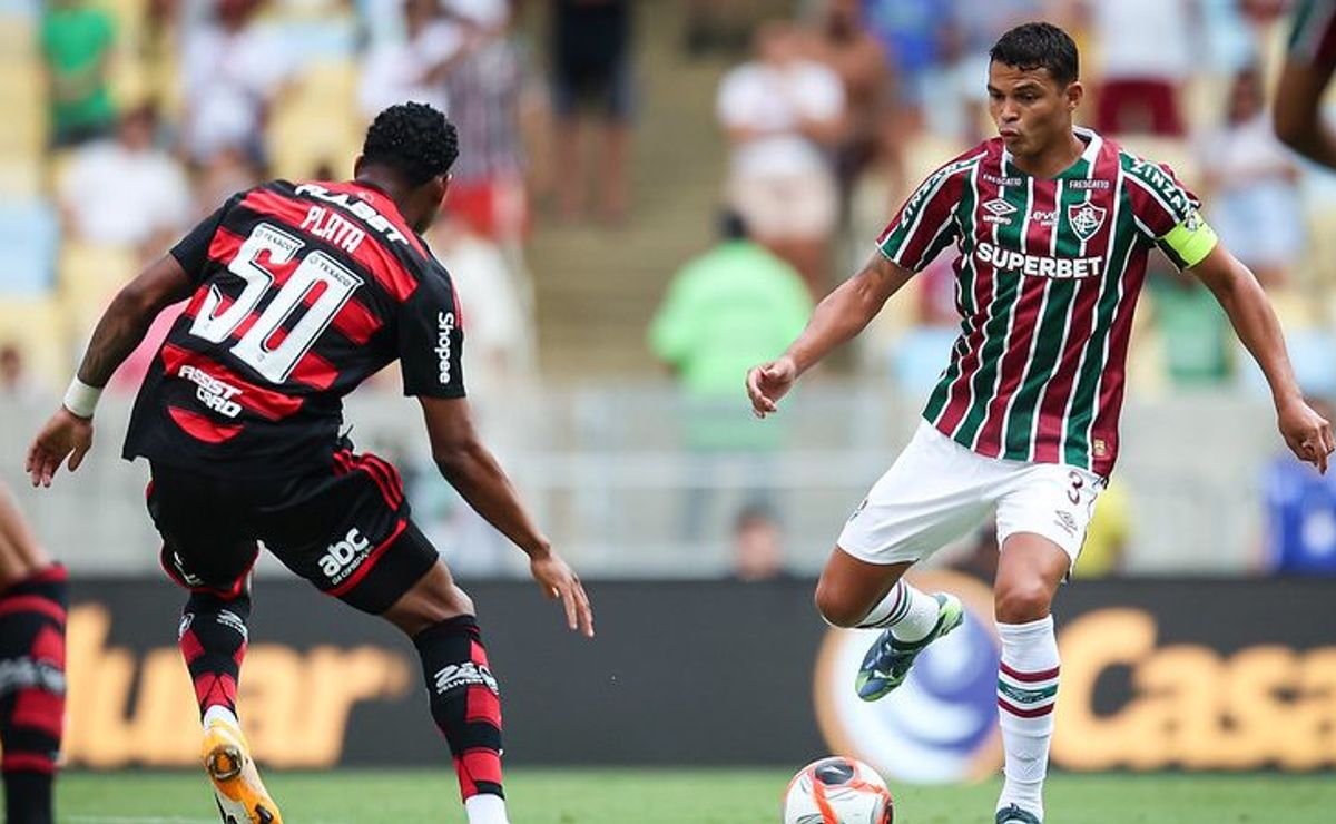 Disputa pelo Campeonato Carioca: Fluminense e Flamengo investem em defesas sólidas