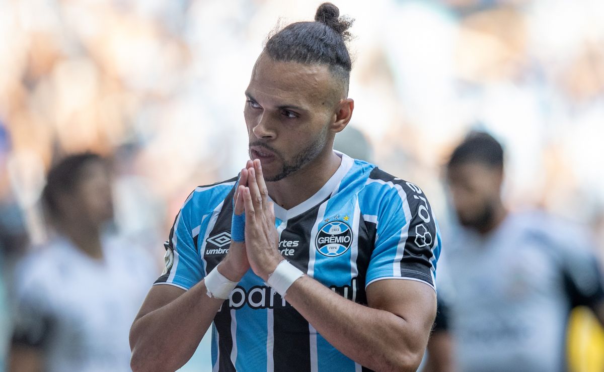 Grêmio atualiza situação sobre Braithwaite e Amuzu para clássico Gre-Nal na final do Gauchão