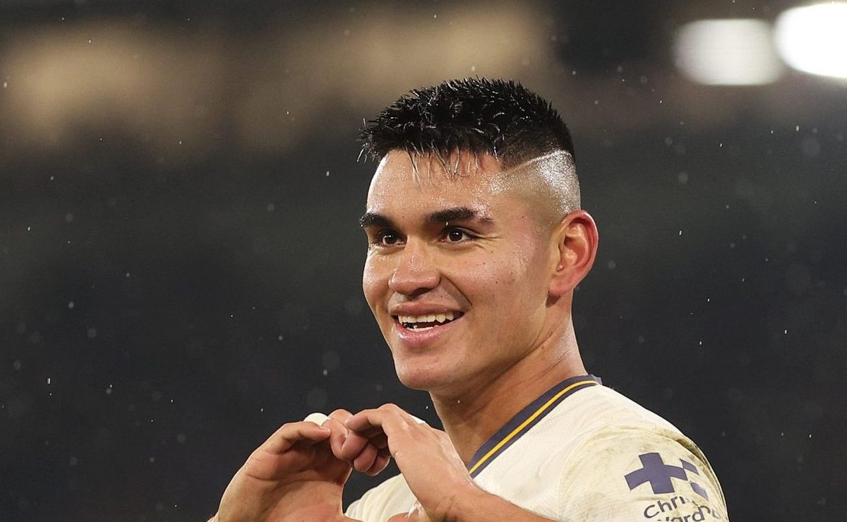 DESTAQUE NA EUROPA! Alcaraz titular no Everton e Flamengo avança em venda do meia