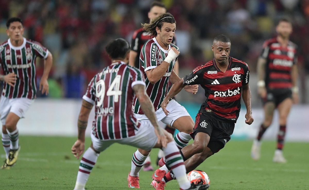 FLA-FLU PEGANDO FOGO! Clássico promete emoção dentro e fora de campo!
