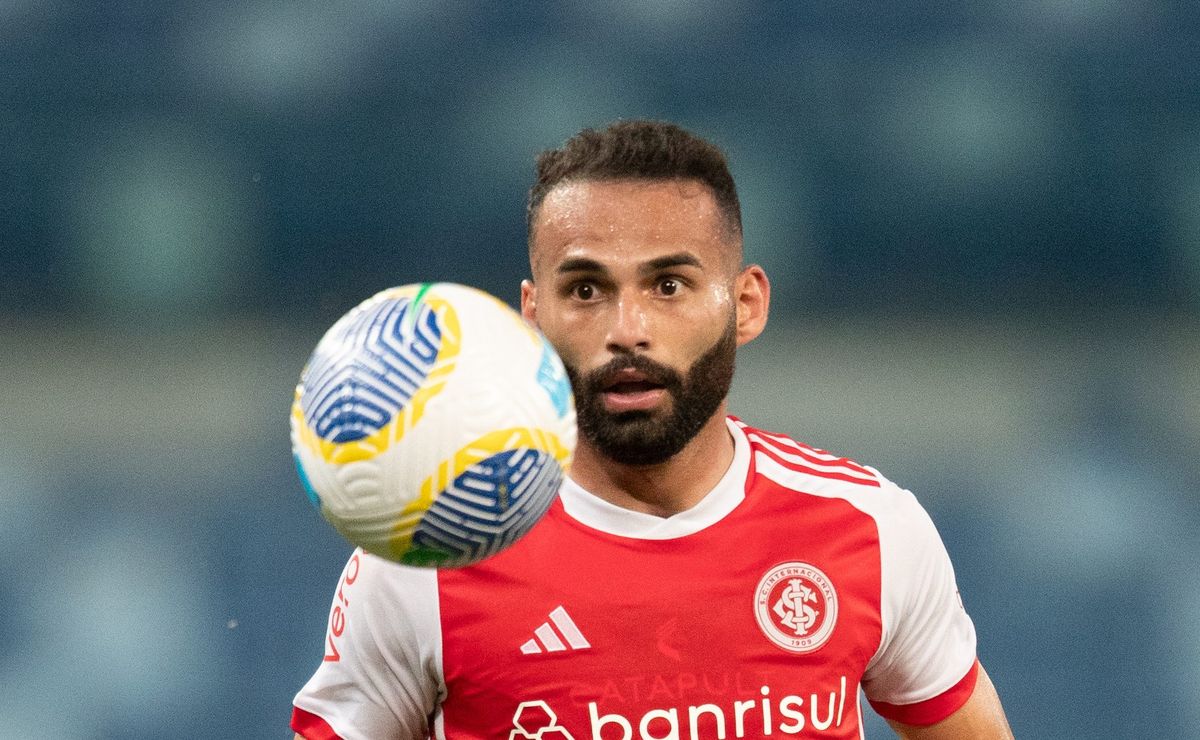 Thiago Maia encerra negociações com Santos, Flamengo e Internacional em comunicado oficial.