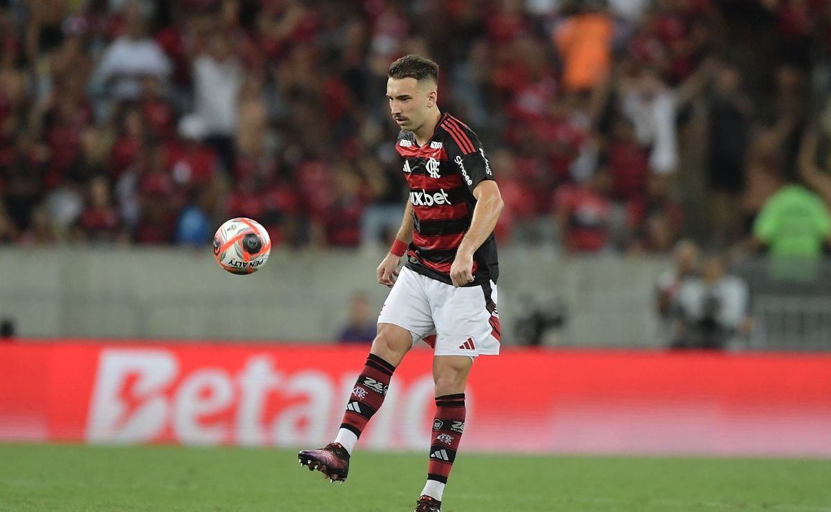 FLAMENGO DOMINA! Joel Santana exalta força da equipe e sugere mudança para Dorival Júnior!