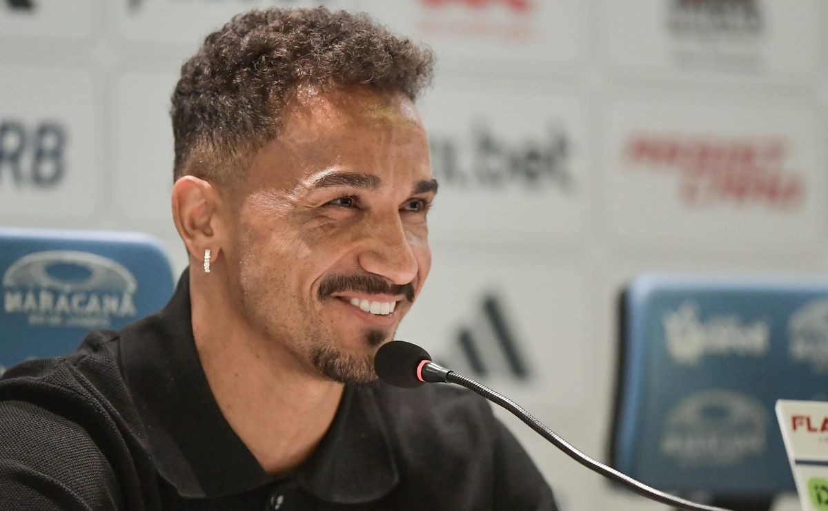 Danilo, zagueiro do Flamengo, revela que título nacional é a prioridade em 2025