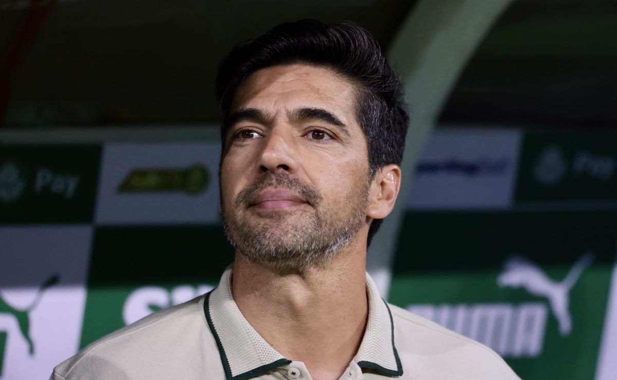 lucas evangelista demonstra versatilidade e auxilia abel ferreira no palmeiras