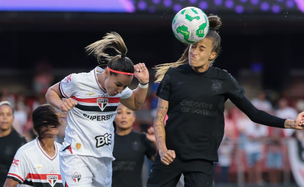 Corinthians encara desafio de quebrar tabu contra rival na estreia do Brasileirão Feminino