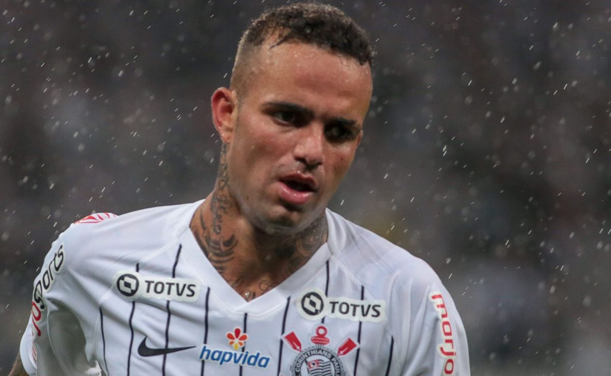 Luan, Ex-Corinthians, Pondera Abandonar Futebol Após Vive 