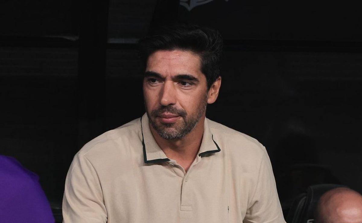 Abel Ferreira analisa Clássico Corinthians x Palmeiras como mais uma final.