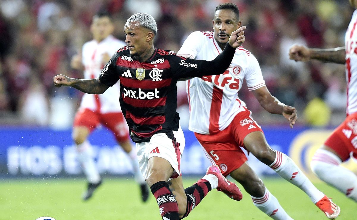 Flamengo e Internacional empatam em Jogo Equilibrado na Estreia do Brasileirão 2025