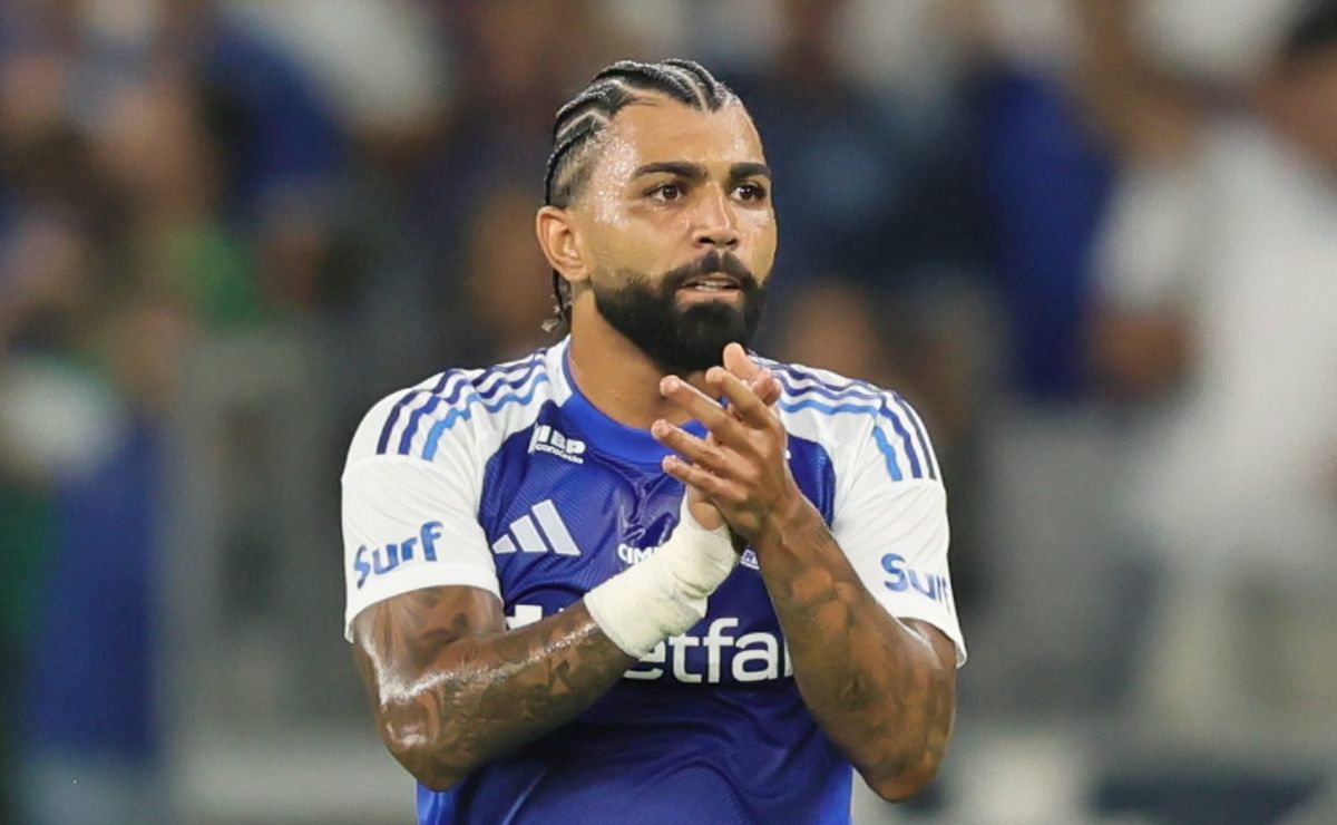 Julgamento de Gabigol por doping: ex-jogador do Flamengo enfrenta acusações no futebol.