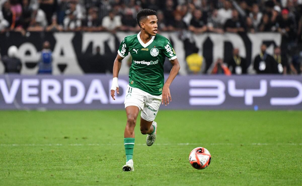 DÉRBI COM CLIMA DE DECISÃO! Palmeiras busca revanche contra o rival na Arena Barueri em mais um clássico eletrizante!