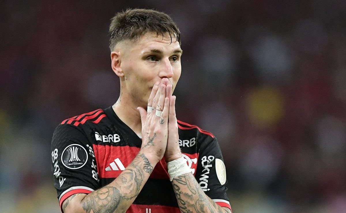 ALEX SANDRO X AYRTON LUCAS! Disputa na lateral avaliada por Filipe Luís no Flamengo