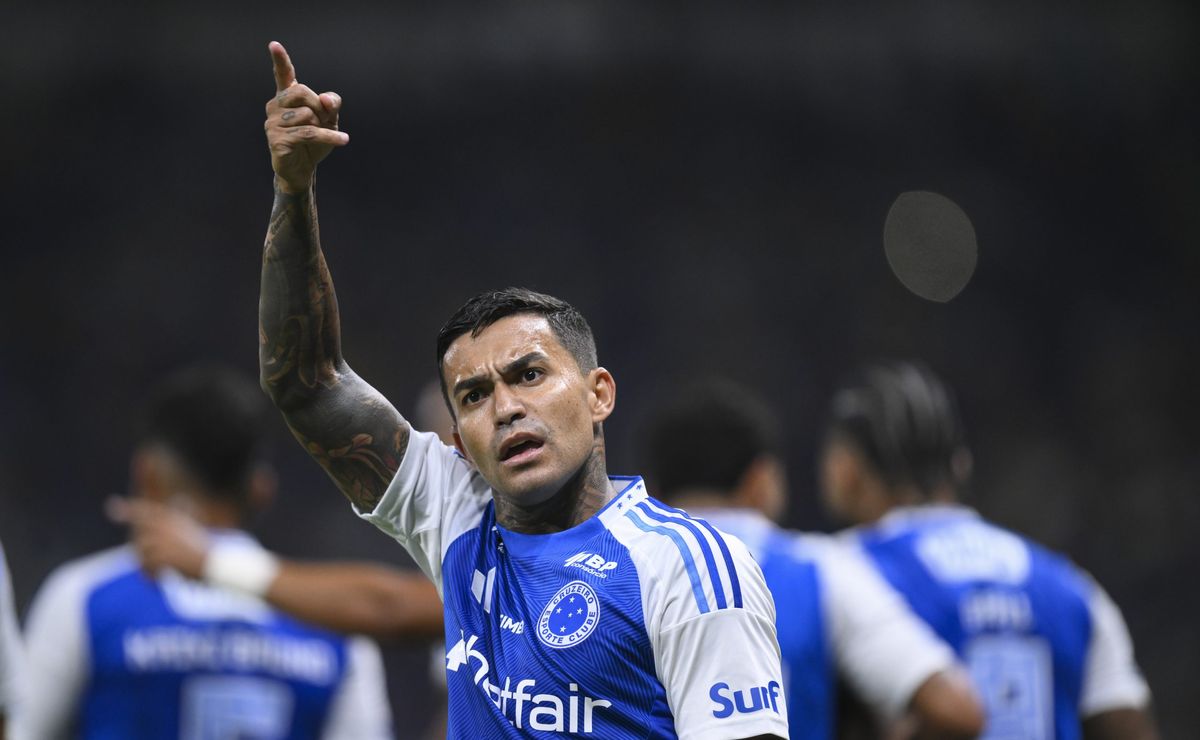 Dudu no Flamengo ganha destaque, ex-Palmeiras não se vincula ao clube