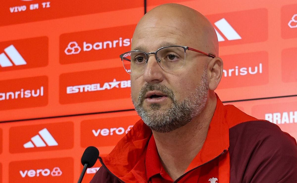 Com ataque em baixa, vice-presidente José Olavo Bisol, fala sobre planos de reforços ofensivos para o Internacional