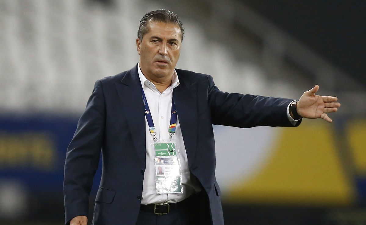 Técnico português José Peseiro é oferecido ao Vasco, mas Diniz segue como prioridade