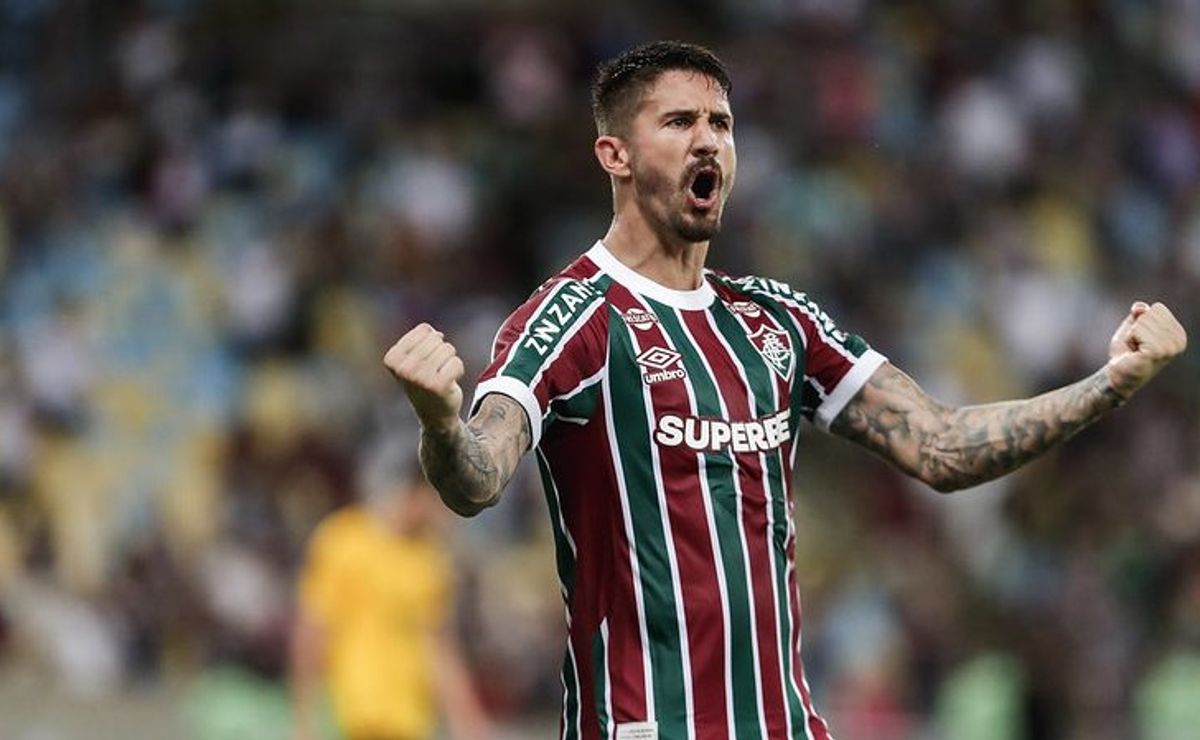 Everaldo comemora gol decisivo e vitória do Fluminense no Brasileirão: “Cheguei para ajudar”