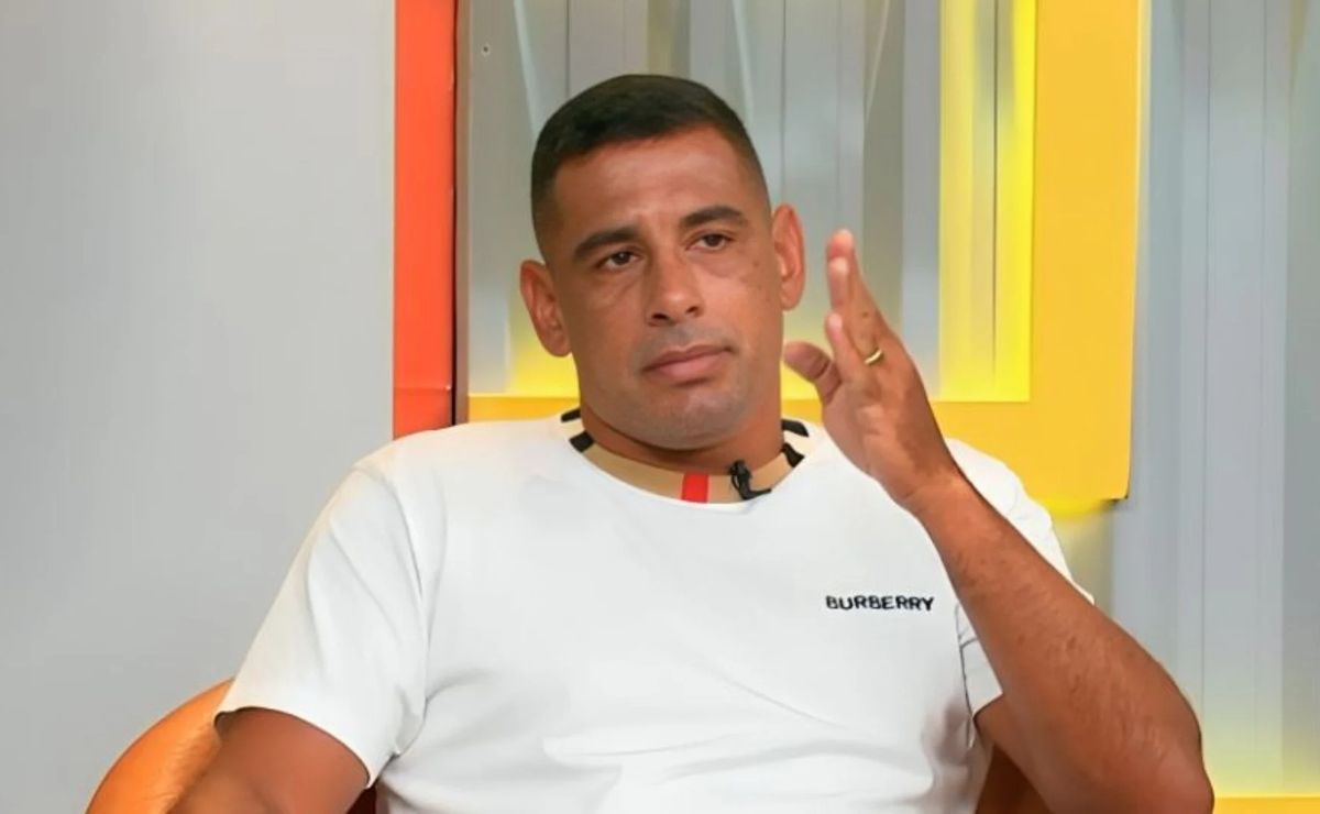 Diego Souza assegura triunfo do Vasco sobre o Palmeiras no Brasileirão Betano.