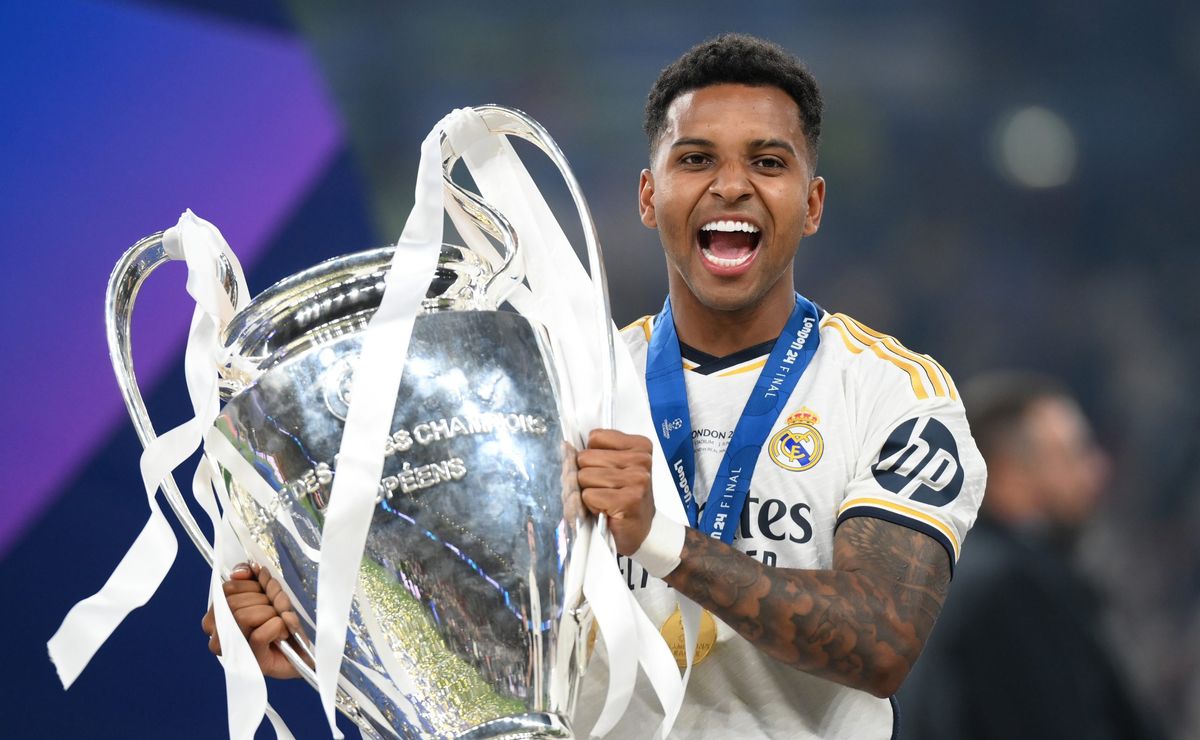 Rodrygo pode deixar Real Madrid: Arsenal e City interessados em ex-Santos por R$ 648 mi