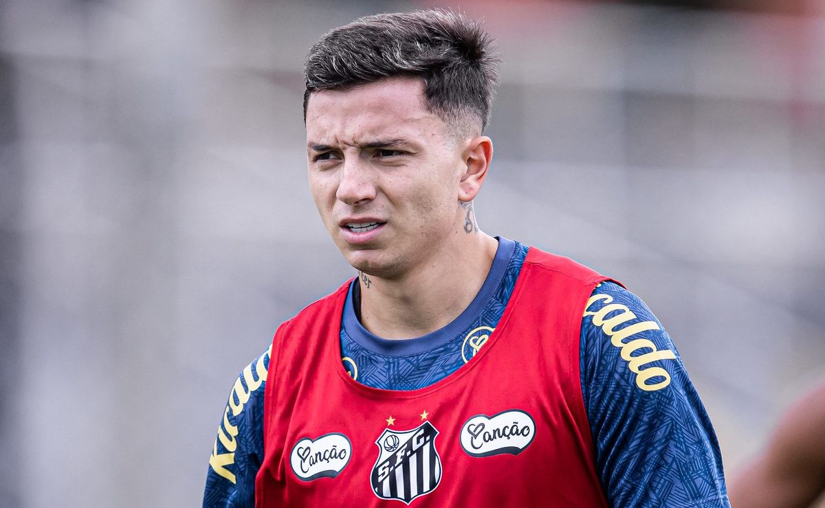 Barreal avança no Santos e cenário no CT Rei Pelé indica nova data para retorno no Brasileirão Betano