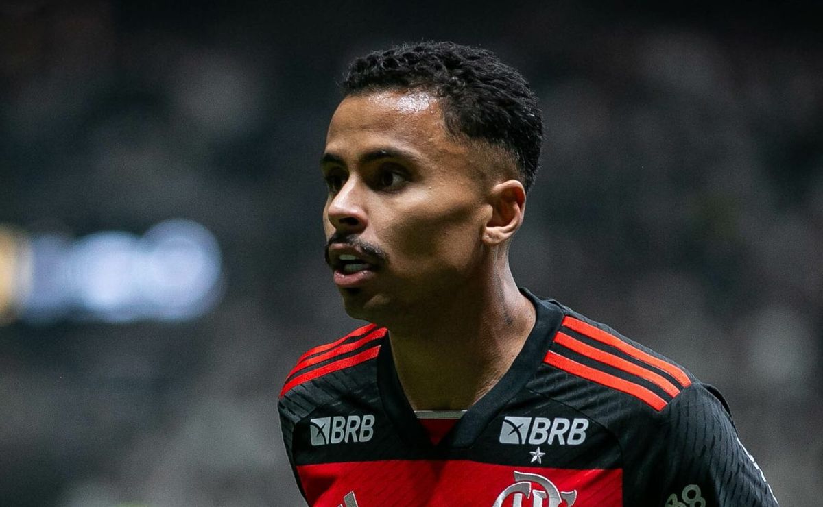 Flamengo exige compensação financeira por Allan e Atlético-MG ainda não fez contato oficial