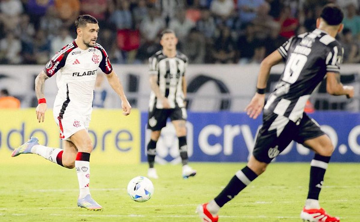 Flamengo tem empate frustrante com Central Córdoba e complica vida na Libertadores