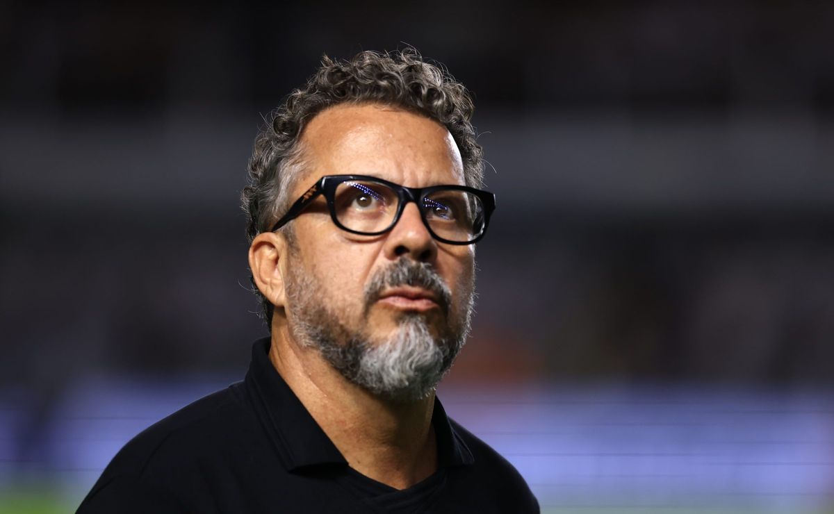 Cléber Xavier toma decisão e saída de Gabriel Véron do Santos tem nova atualização
