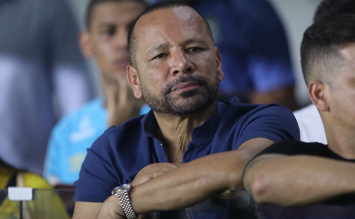 Santos irá se reunir com Neymar Pai para sacramentar renovação do camisa 10 por mais tempo