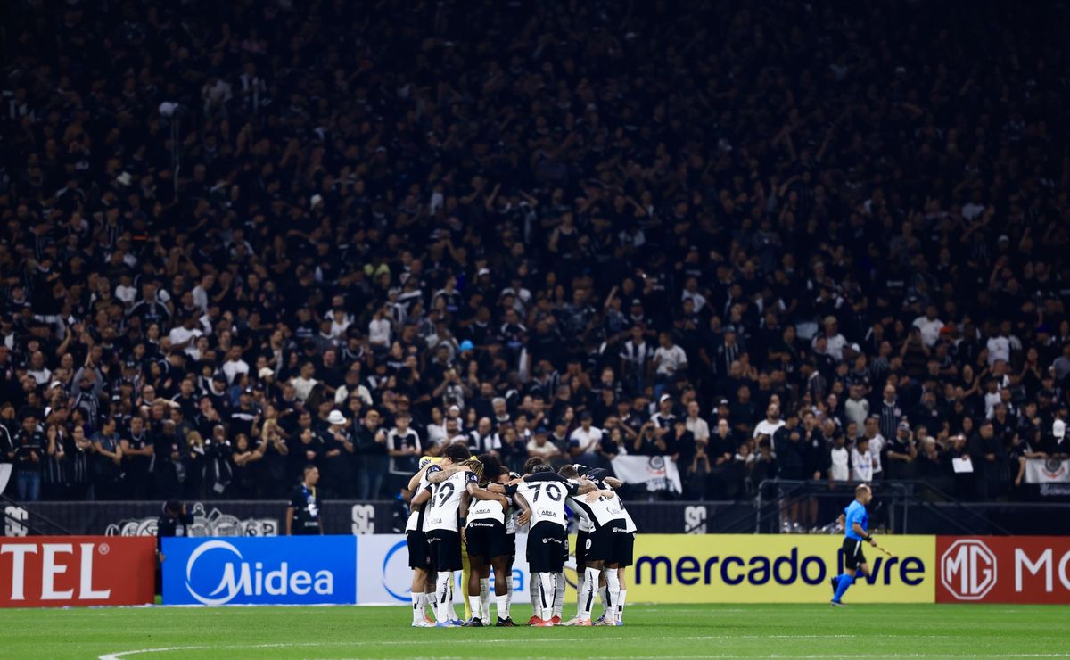 Corinthians enfrenta desafio físico e técnico com 6 jogos em 17 dias